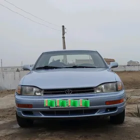 Toyota Camry 1992
