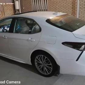 Toyota Camry 2022