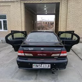 Nissan Maxima 1998