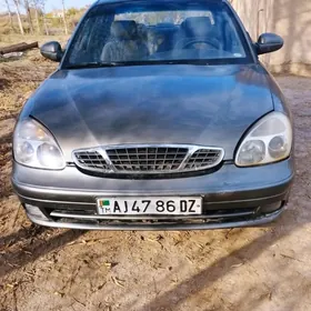 Daewoo Nubira 1999
