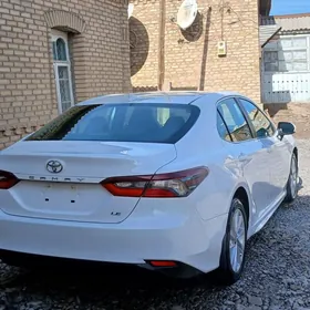 Toyota Camry 2022