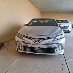 Toyota Camry 2020