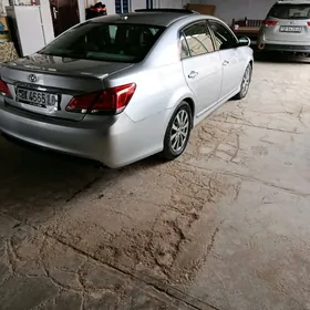 Toyota Avalon 2010