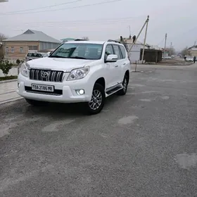 Toyota Land Cruiser Prado 2010