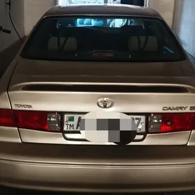 Toyota Camry 2000