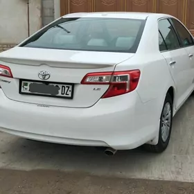 Toyota Camry 2012
