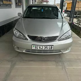 Toyota Camry 2005