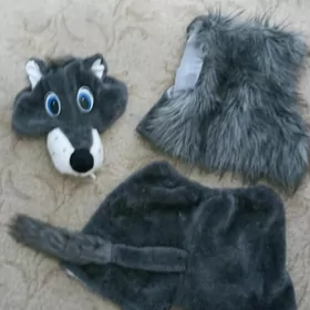 Новогодние костюмы волк и лиса