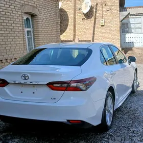 Toyota Camry 2022