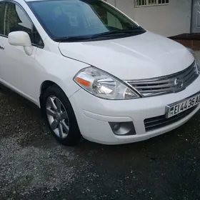 Nissan Versa 2009