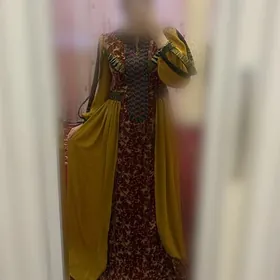 Pombah keşde yakaly