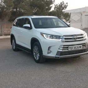Toyota Highlander 2019