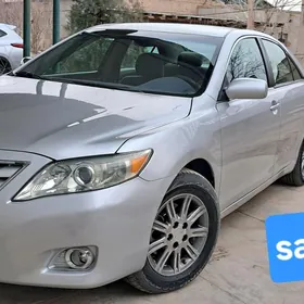 Toyota Camry 2010
