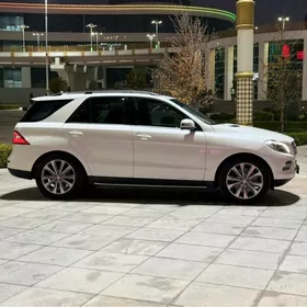 Mercedes-Benz ML400 2014