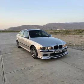 BMW E39 2000