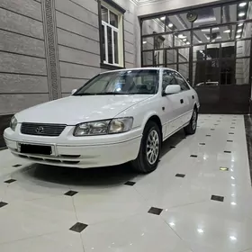 Toyota Camry 1998