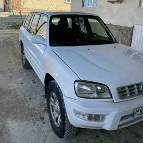 Toyota RAV4 1998