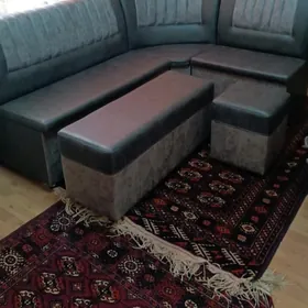 кухонный уголок