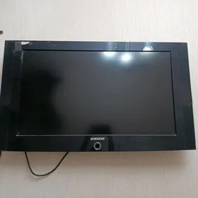 продам телевизор