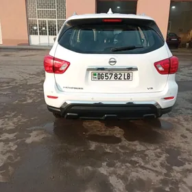 Nissan Pathfinder 2020