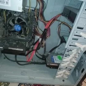 Kompyuter PC amatly