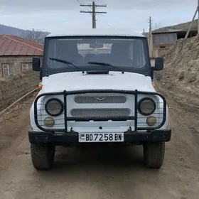 UAZ 469 2013