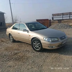 Toyota Camry 1998