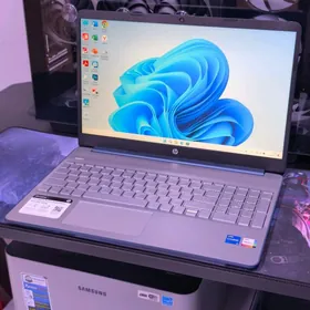 HP CORE i5-12/8/256Gb!