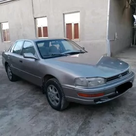 Toyota Camry 1993