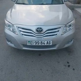 Toyota Camry 2011