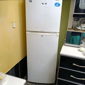 Holadilnik холодильник