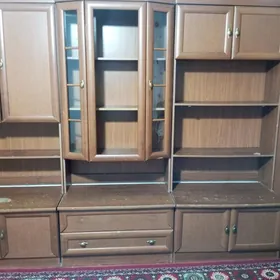 stenka sirwant mebel