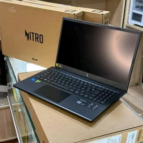 Nitro 15,6" 165Hz RTX5050 8GB