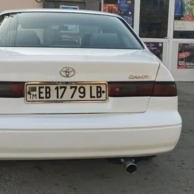 Toyota Camry 1999