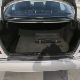 Mercedes-Benz E320 1999