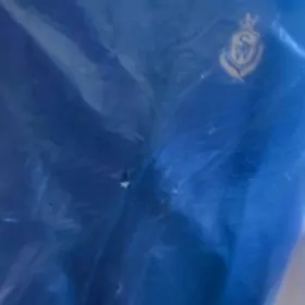 kastyum bryuk troyka