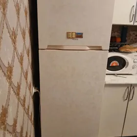 холодильник Вестел