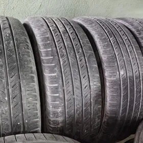 KUMHO TEKER  215 60 16