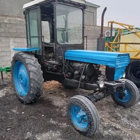 MTZ T-28 2000