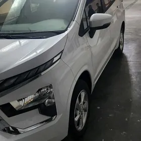 Mitsubishi Xpander 2024