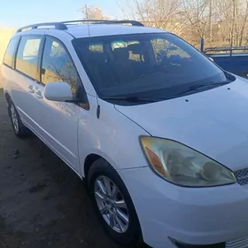 Toyota Sienna 2005