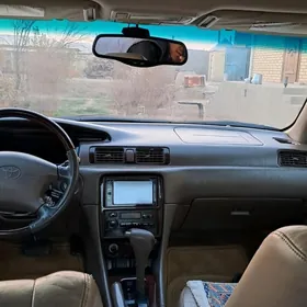 Toyota Camry 1999