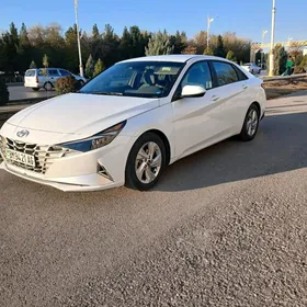 Hyundai Elantra 2021