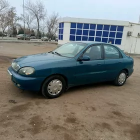 Daewoo Lanos 1998