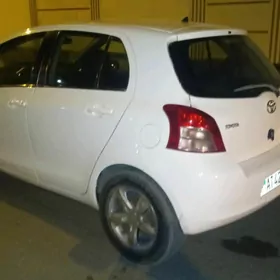 Toyota Yaris 2006