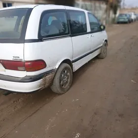 Toyota Previa 1993