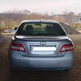 Toyota Camry 2010