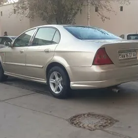 Chevrolet Epica 2004