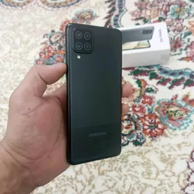 Samsung A12