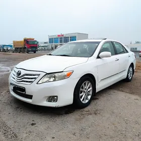 Toyota Camry 2011